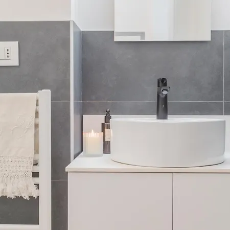 Appartement A Step From The By Rent *